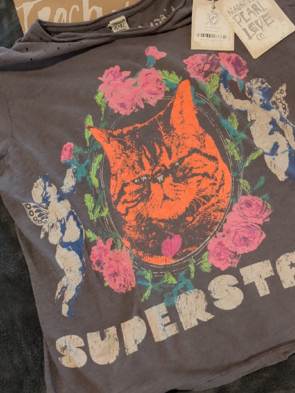 Magnolia Pearl Charcoal Tee with Pink & Orange Floral Cat Graphic - Picture 3 of 9